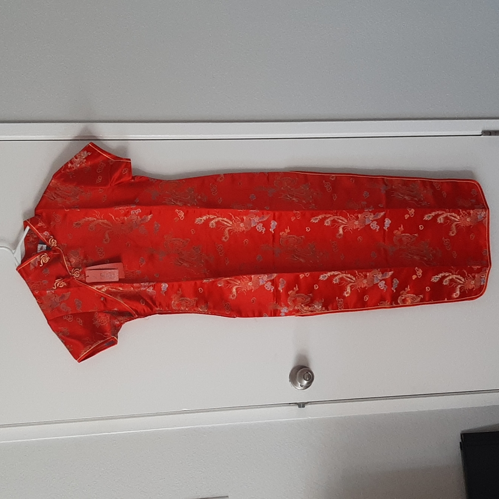 Red qipao